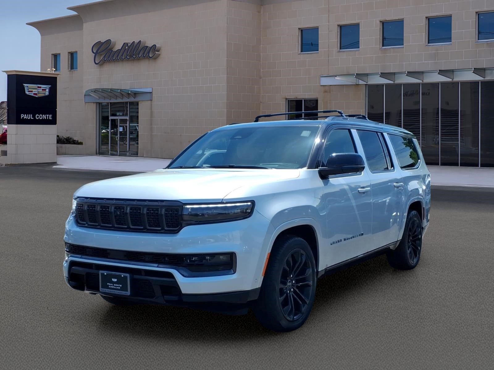 2024 Jeep Grand Wagoneer L Series III Obsidian 4WD's photo