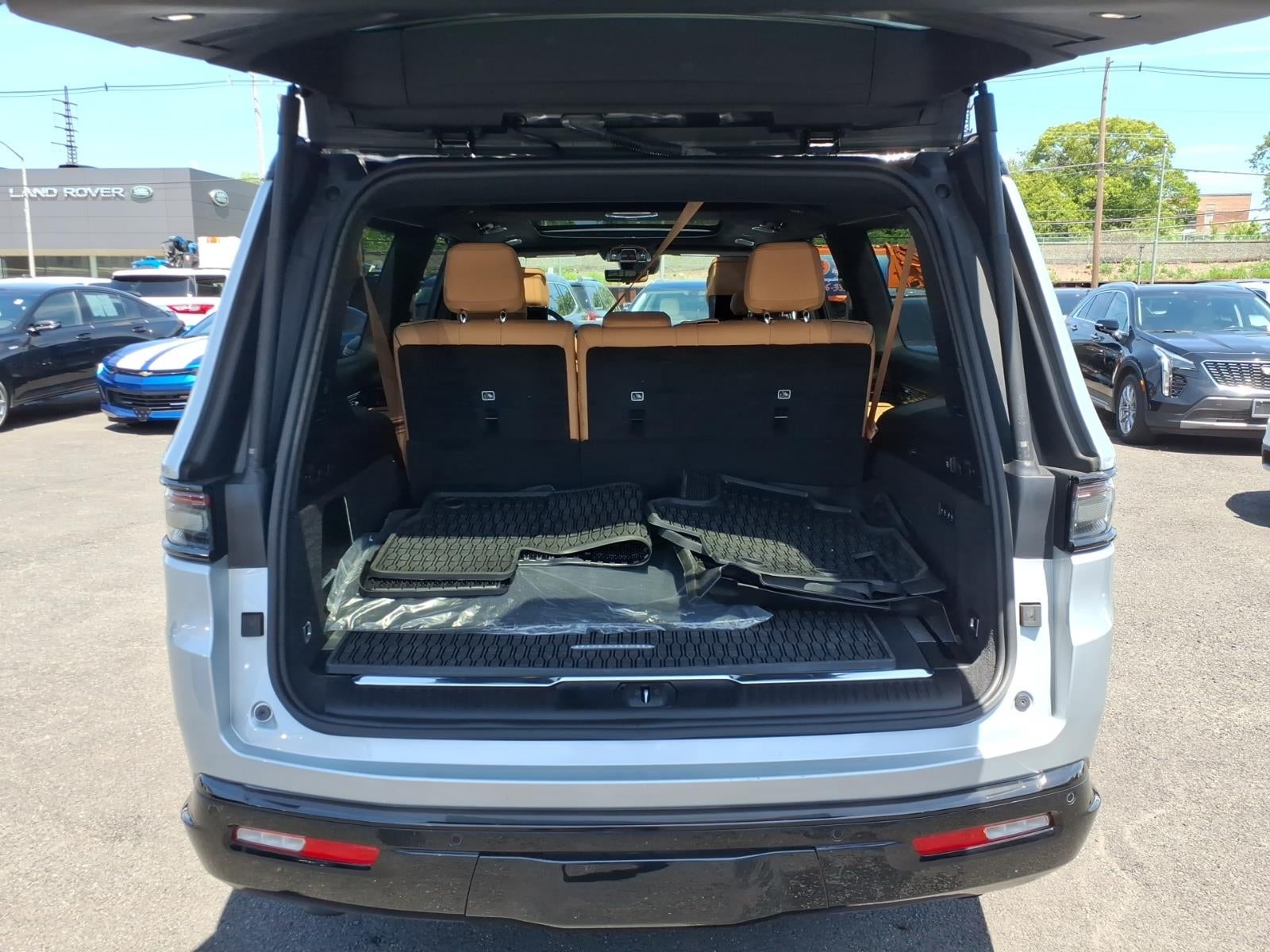 2024 Jeep Grand Wagoneer L Series III Obsidian