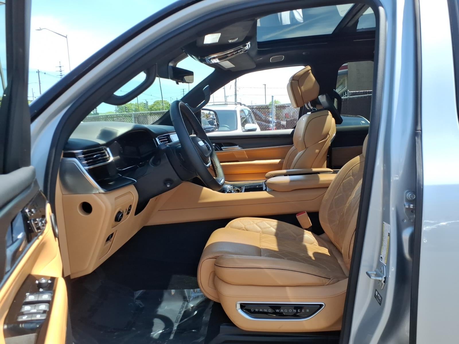 2024 Jeep Grand Wagoneer L Series III Obsidian