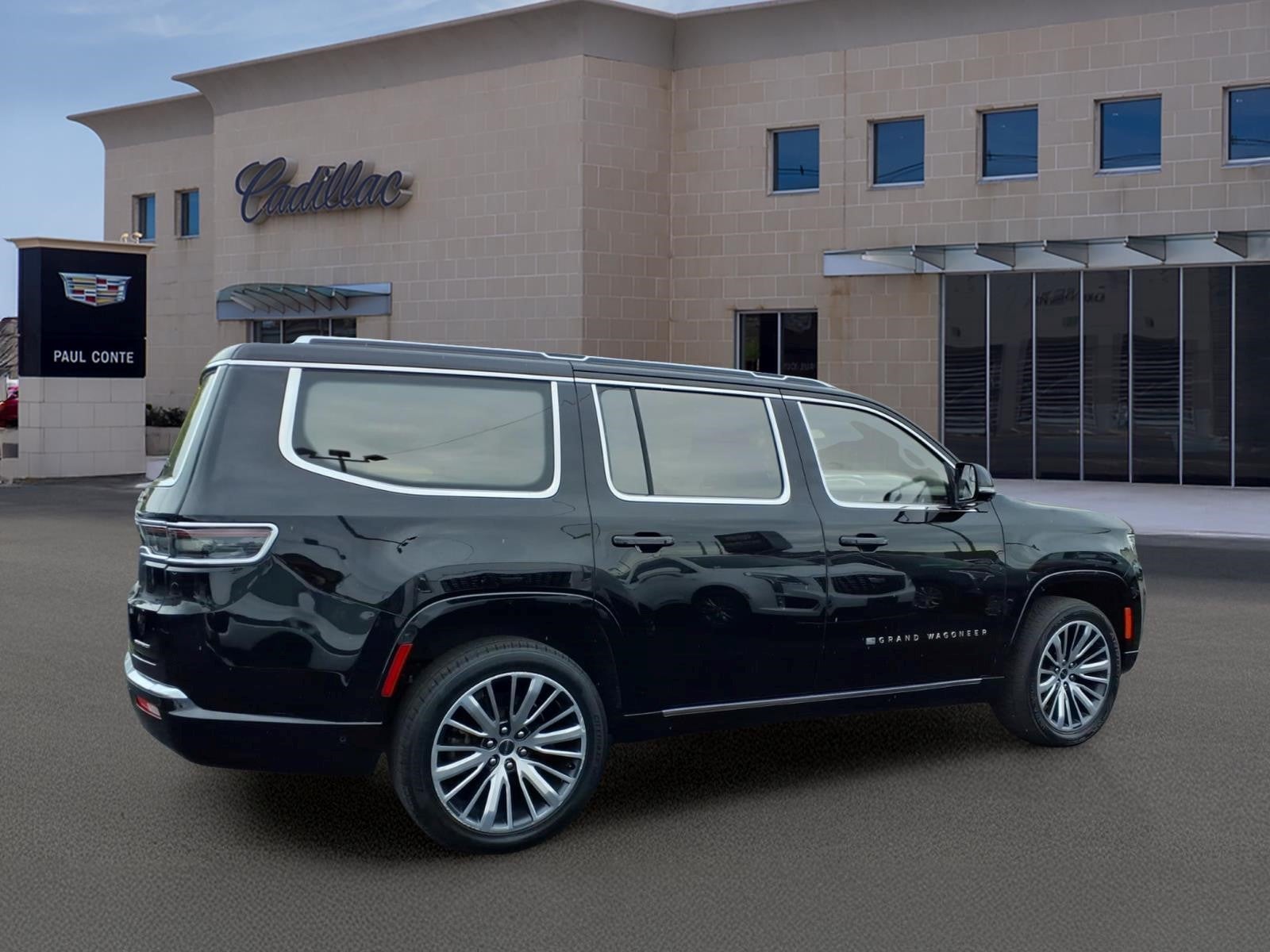 2022 Jeep Grand Wagoneer Series III