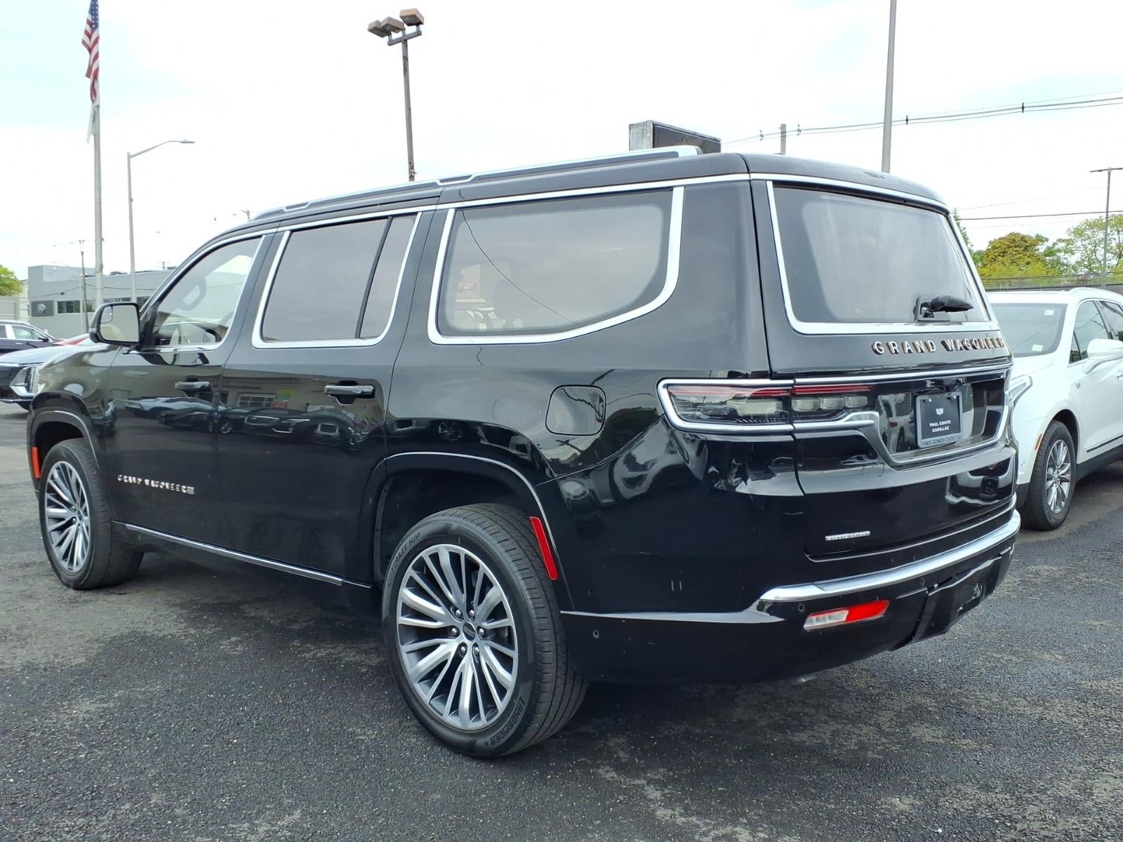 2022 Jeep Grand Wagoneer Series III