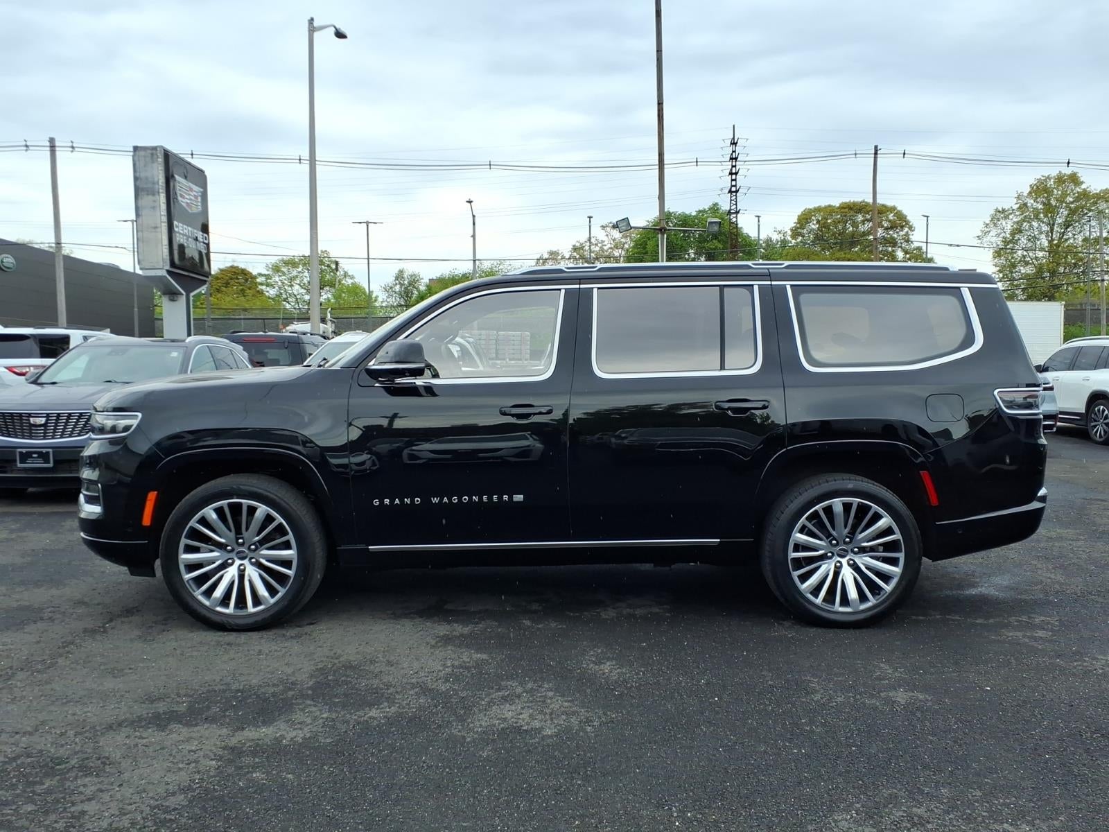 2022 Jeep Grand Wagoneer Series III
