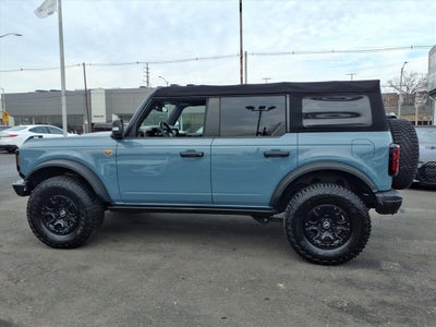 2021 Ford Bronco Base