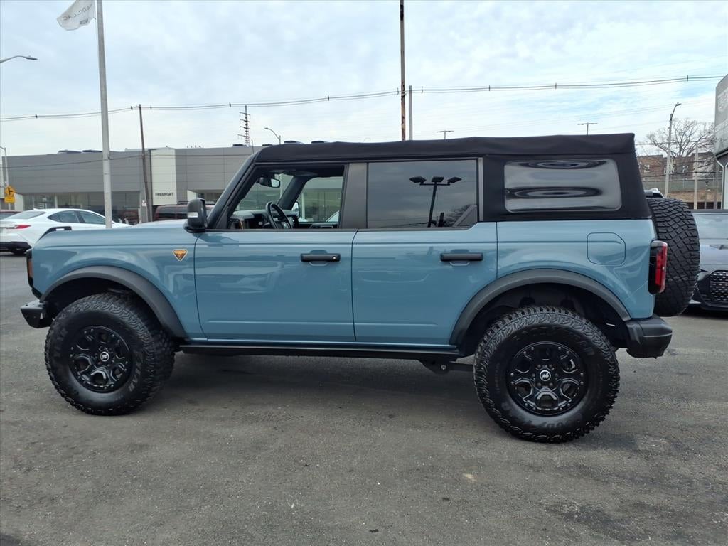 2021 Ford Bronco Base