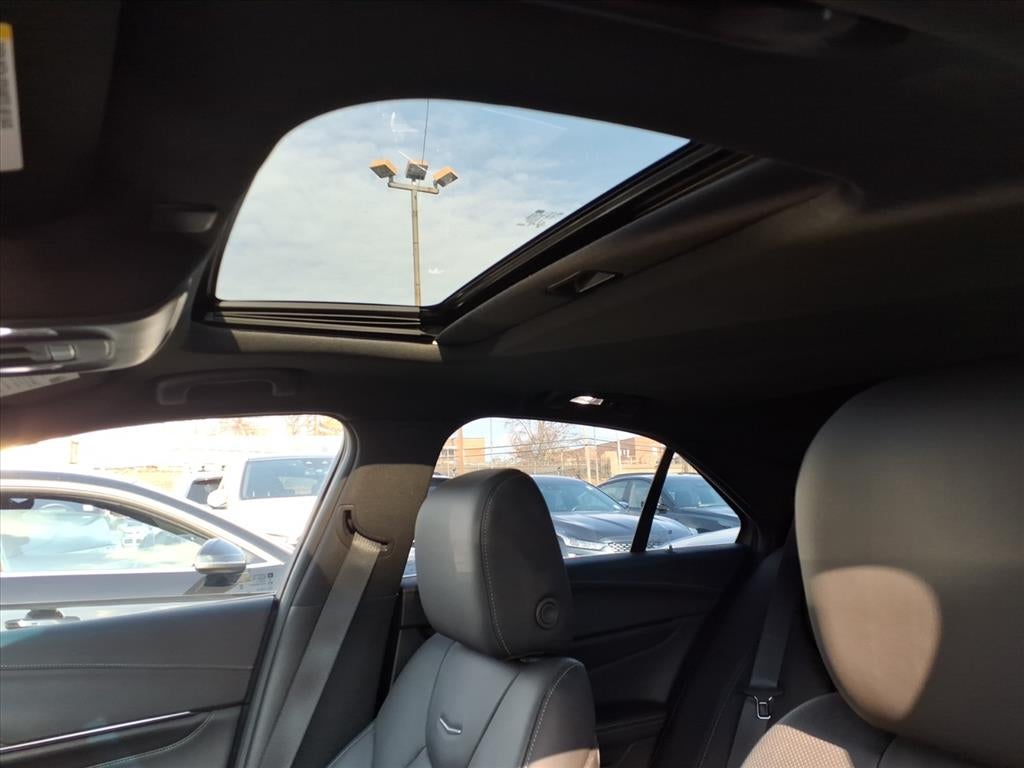 2022 Cadillac CT4 Premium Luxury