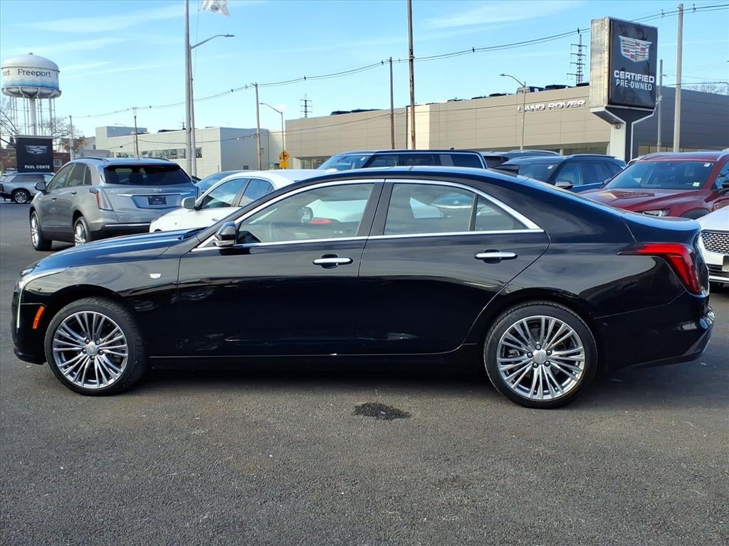 2023 Cadillac CT4 Premium Luxury