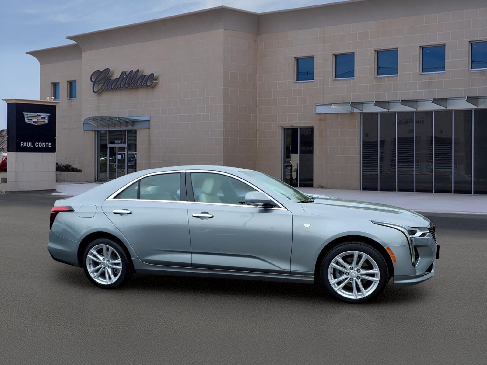 2023 Cadillac CT4 Luxury