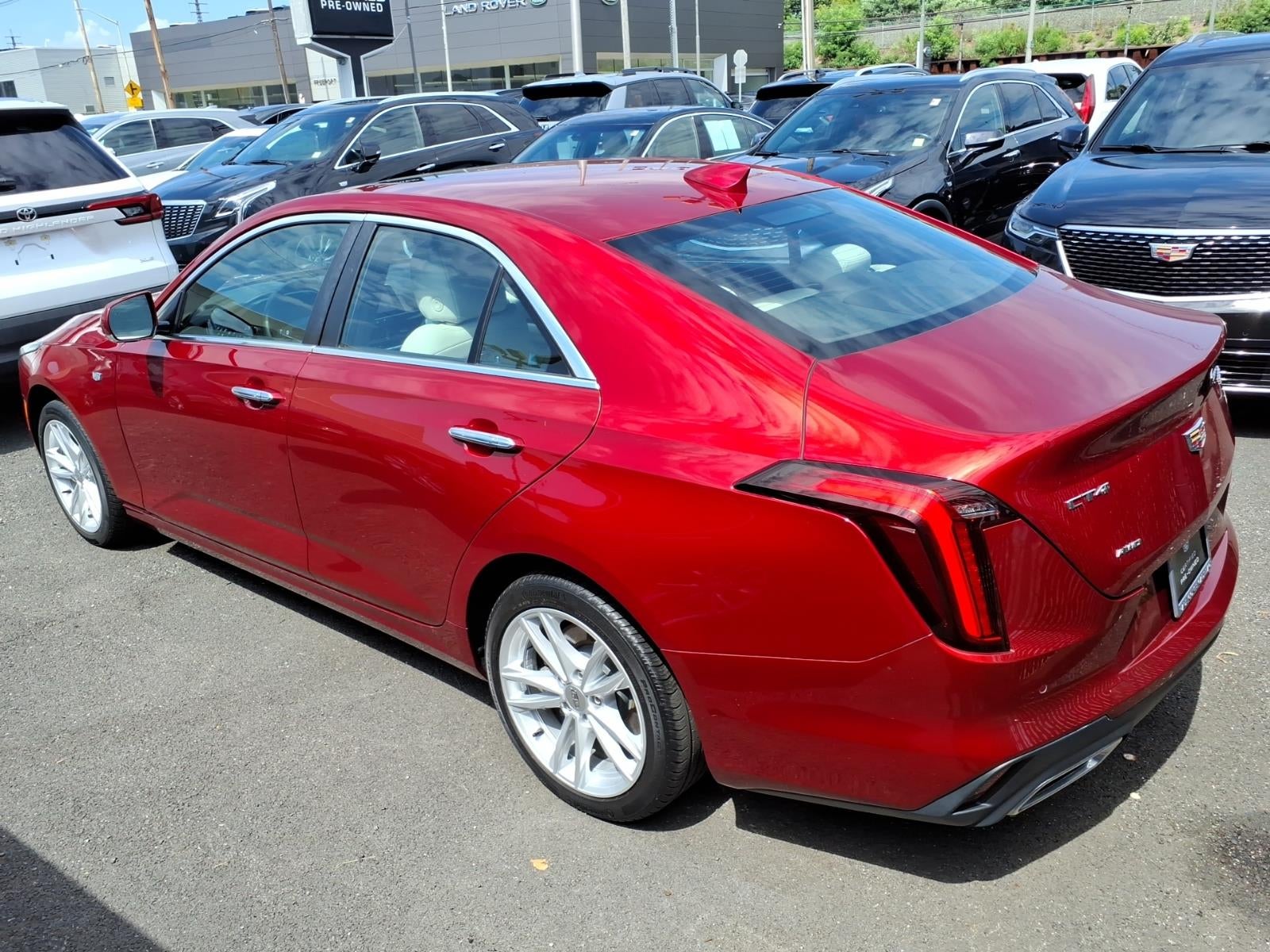 2023 Cadillac CT4 Luxury