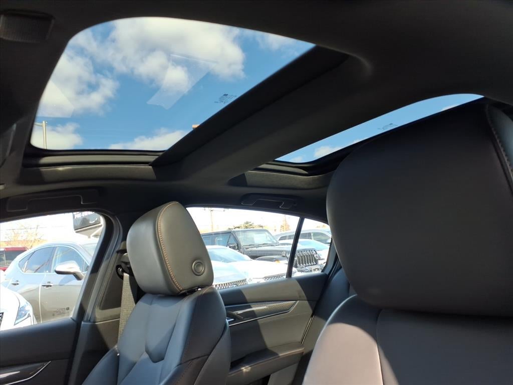 2023 Cadillac CT5 Sport