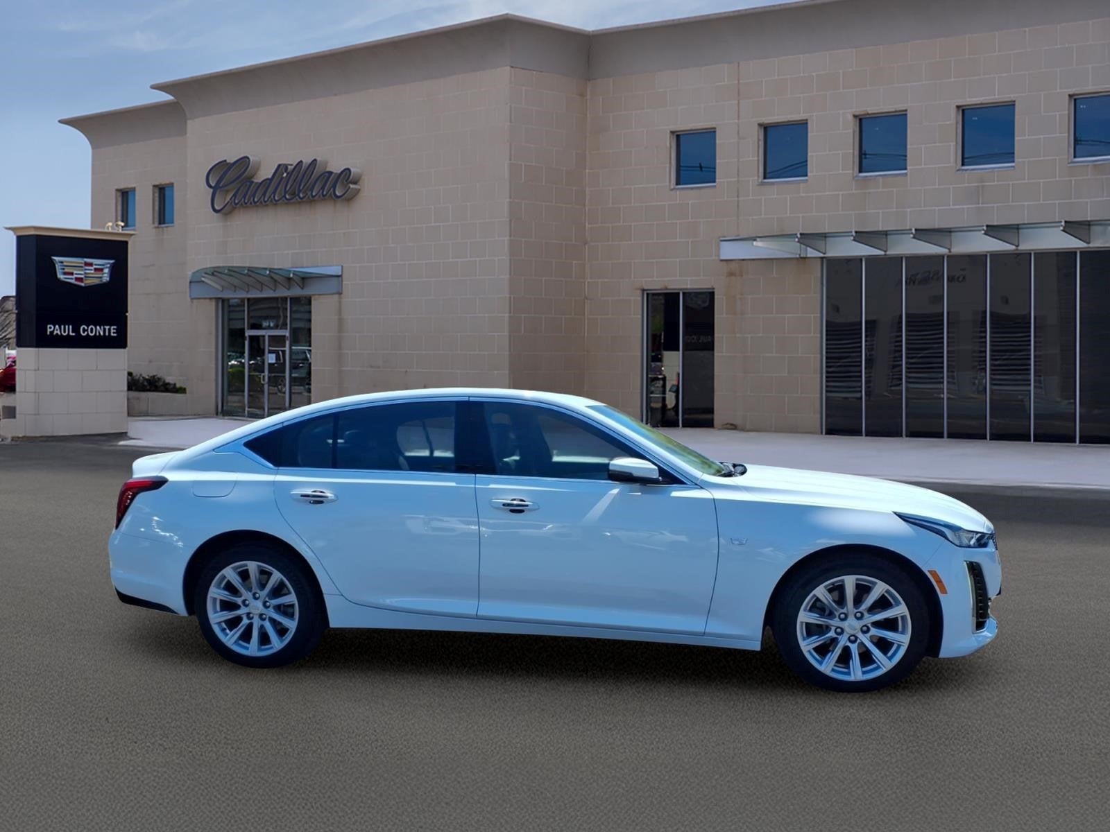 2023 Cadillac CT5 Luxury