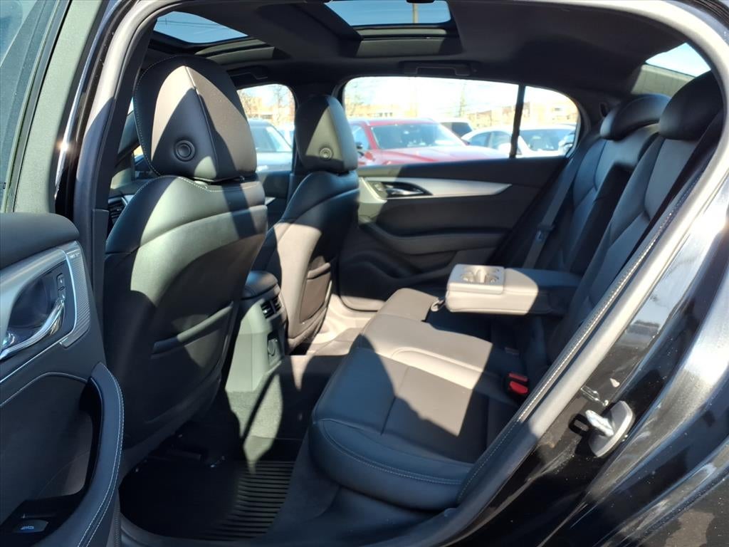 2023 Cadillac CT5 Luxury