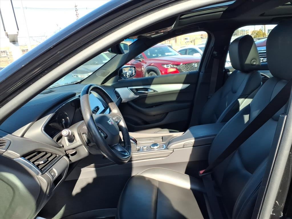 2023 Cadillac CT5 Luxury