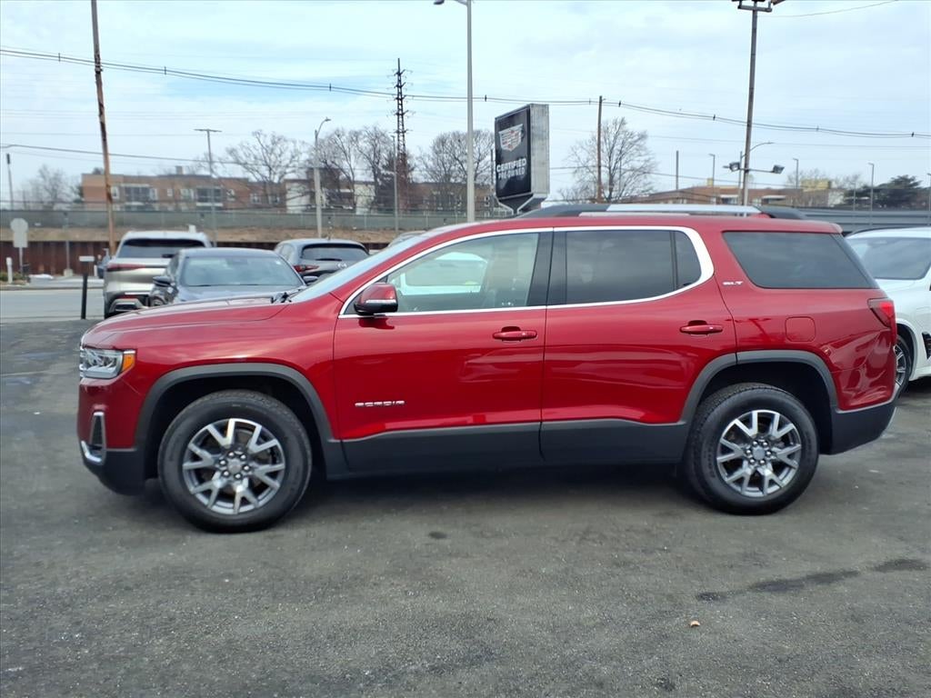 2023 GMC Acadia SLT
