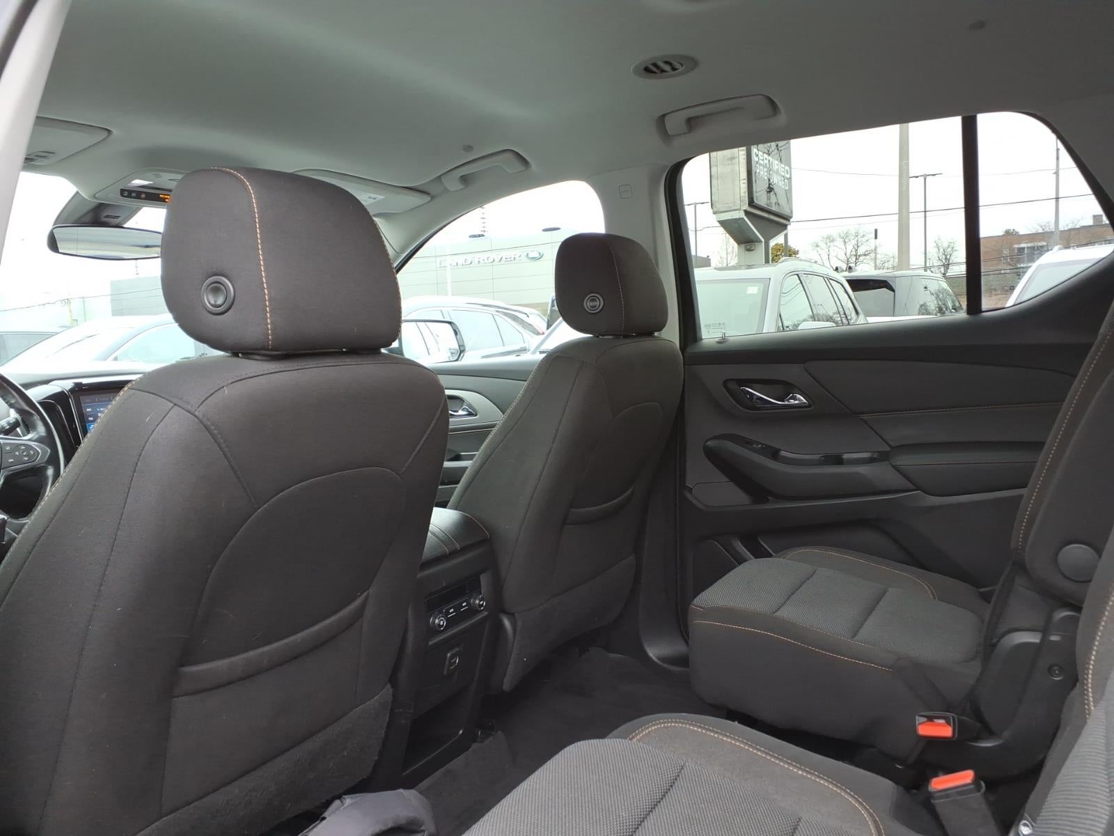 2020 Chevrolet Traverse LT Cloth
