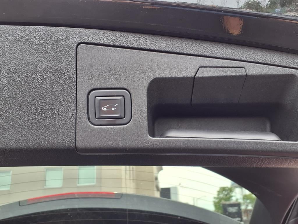 2022 Cadillac XT4 Luxury