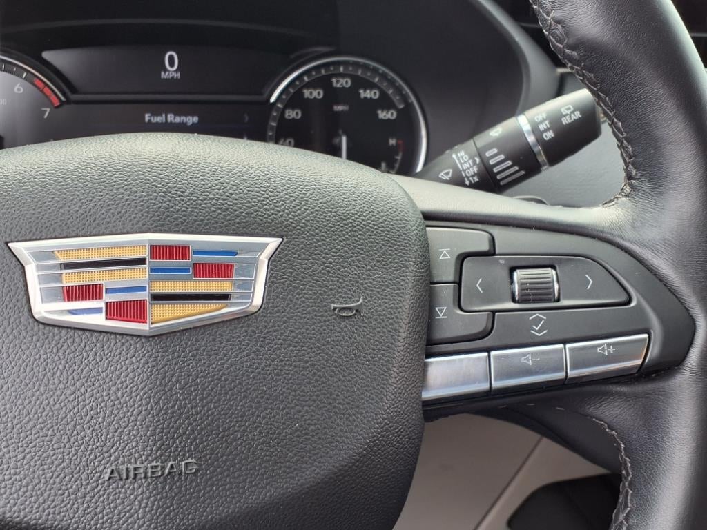 2022 Cadillac XT4 Luxury