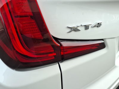 2023 Cadillac XT4 Luxury