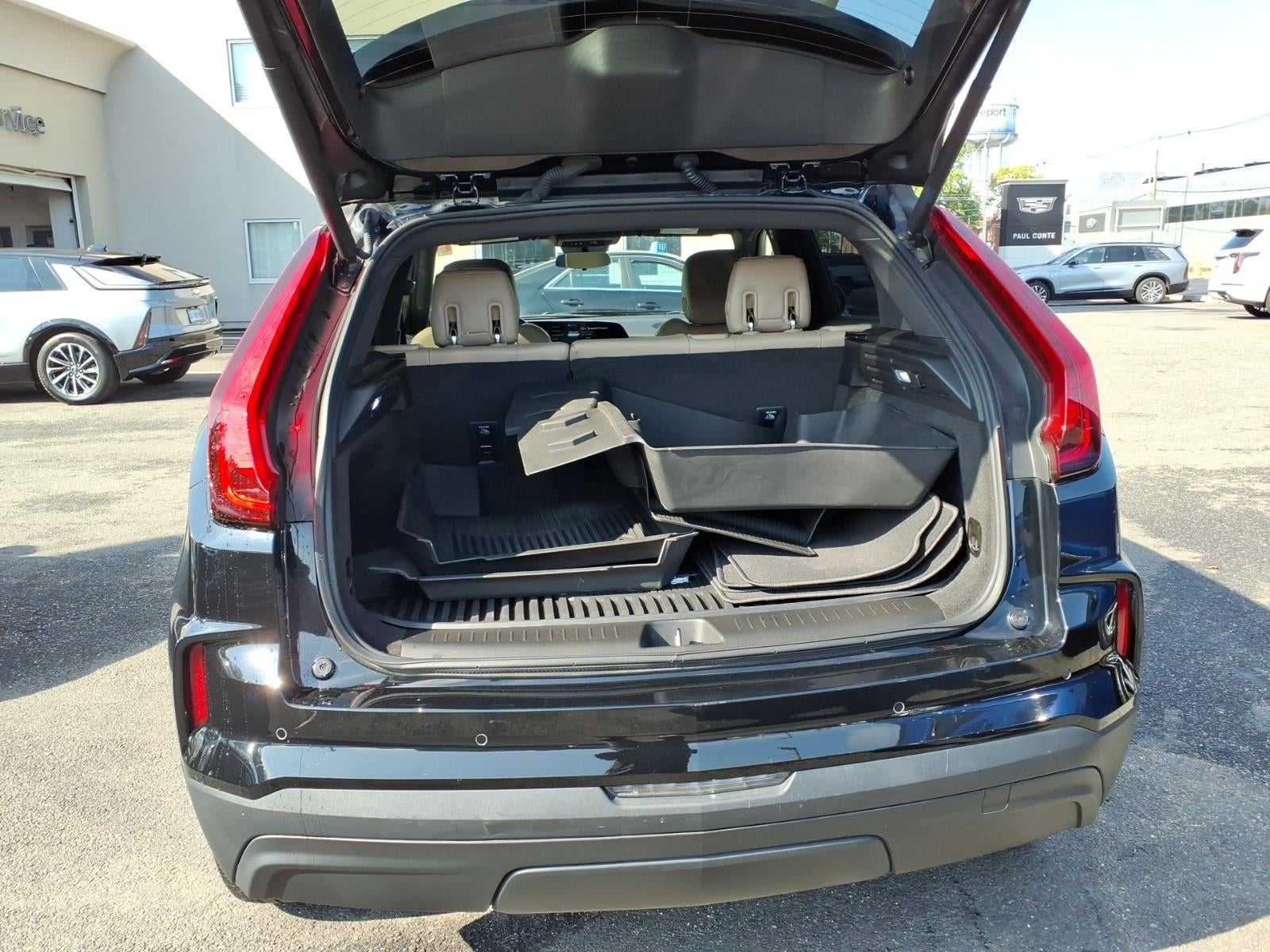 2024 Cadillac XT4 Luxury