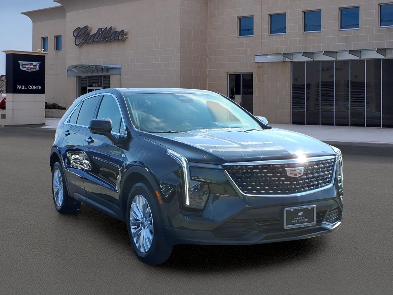 2024 Cadillac XT4 Luxury