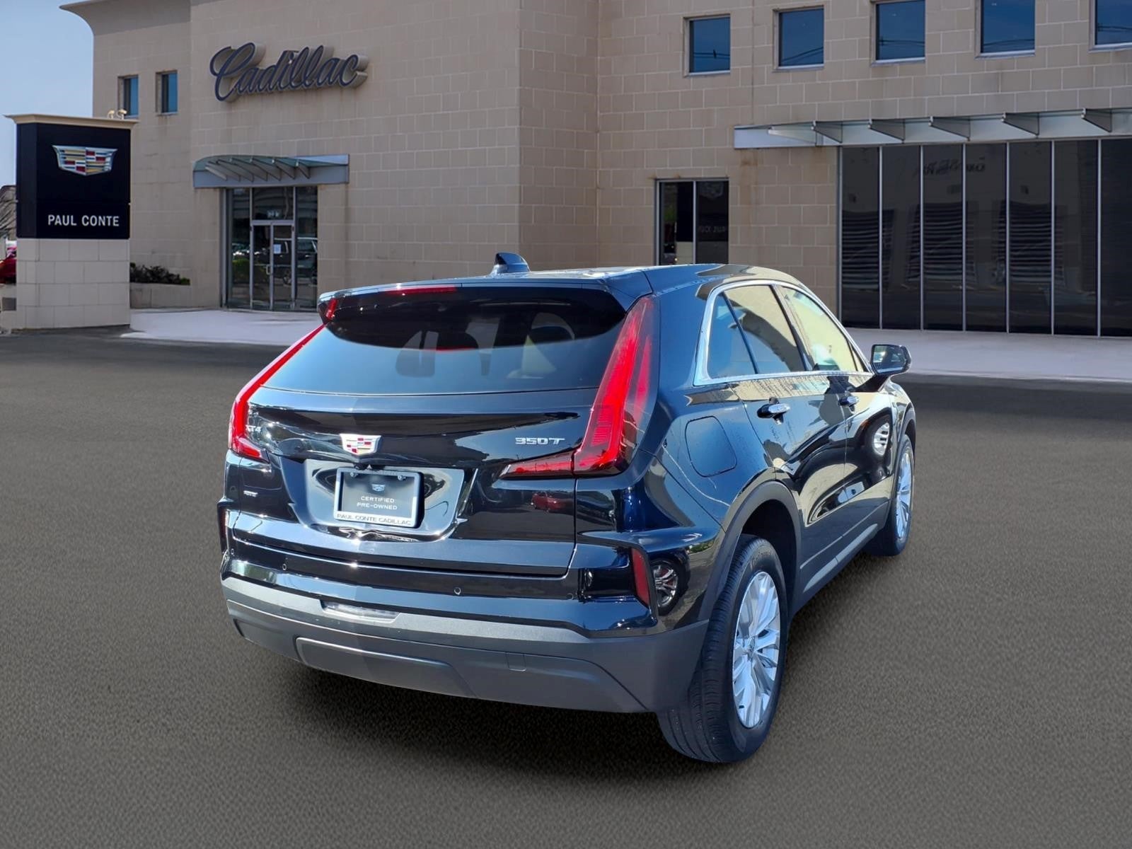 2024 Cadillac XT4 Luxury