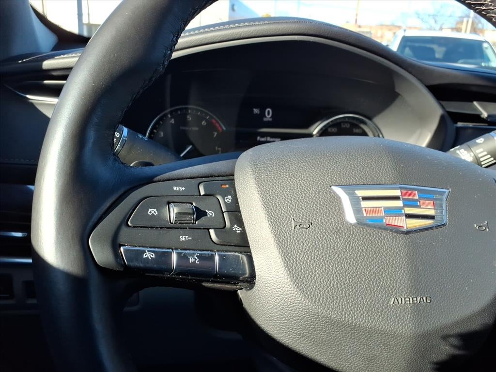 2023 Cadillac XT4 Luxury