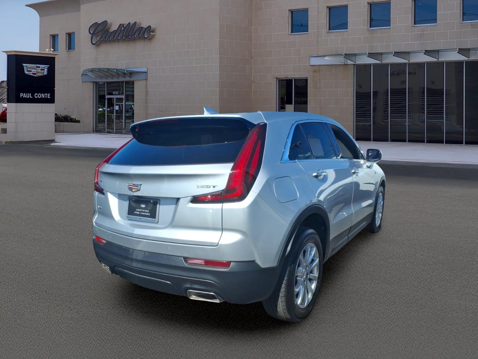 2023 Cadillac XT4 Luxury