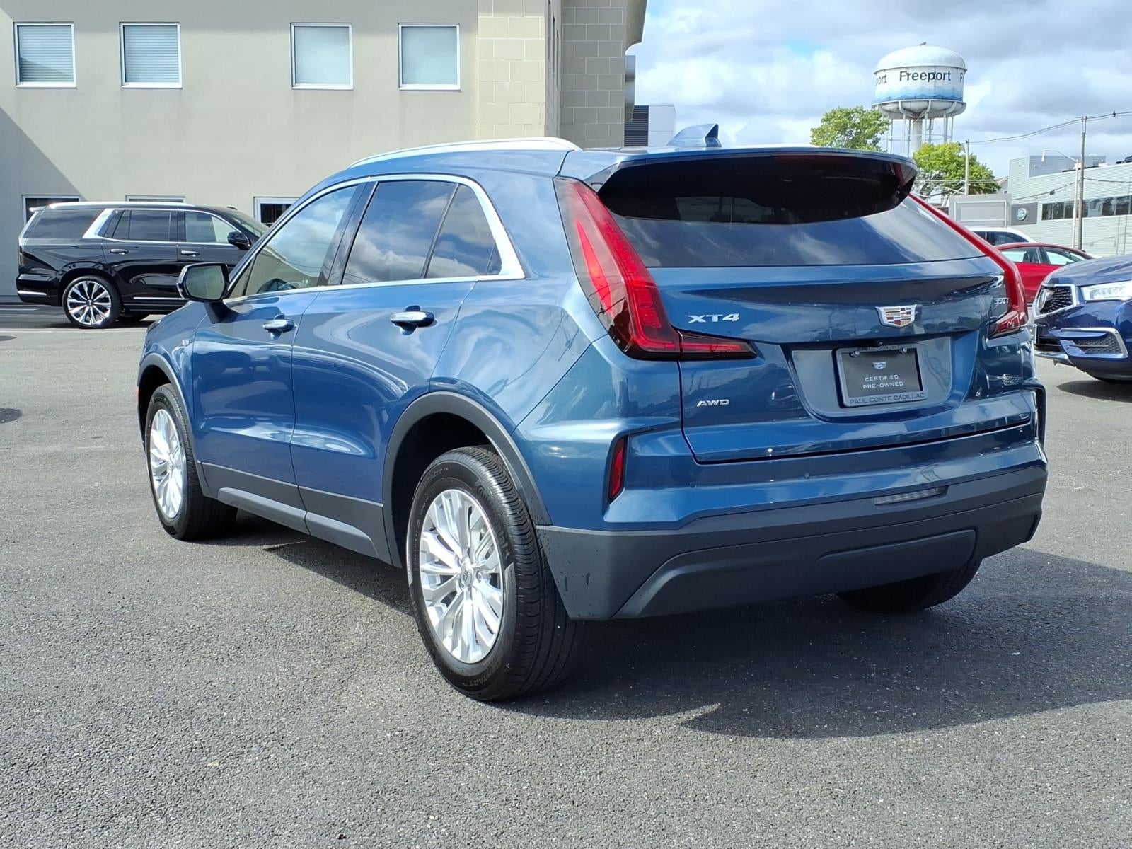 2024 Cadillac XT4 Luxury