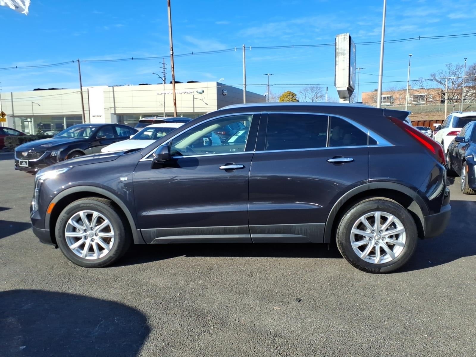 2023 Cadillac XT4 Luxury