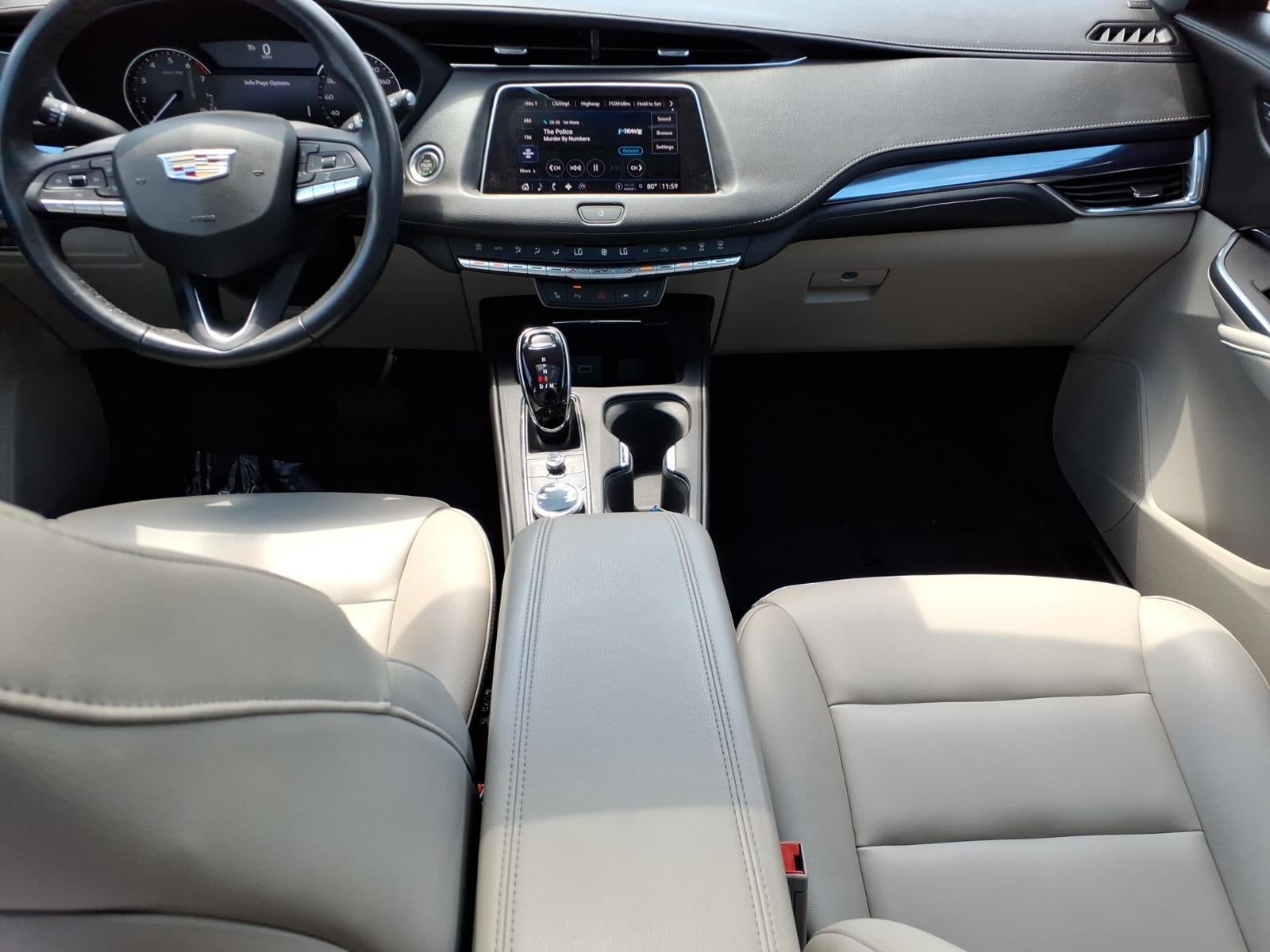 2023 Cadillac XT4 Luxury