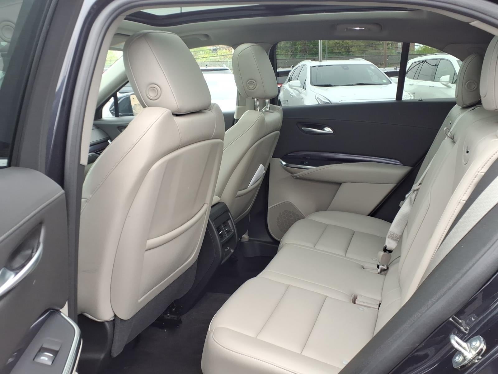 2023 Cadillac XT4 Luxury