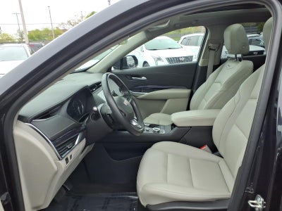 2023 Cadillac XT4 Luxury