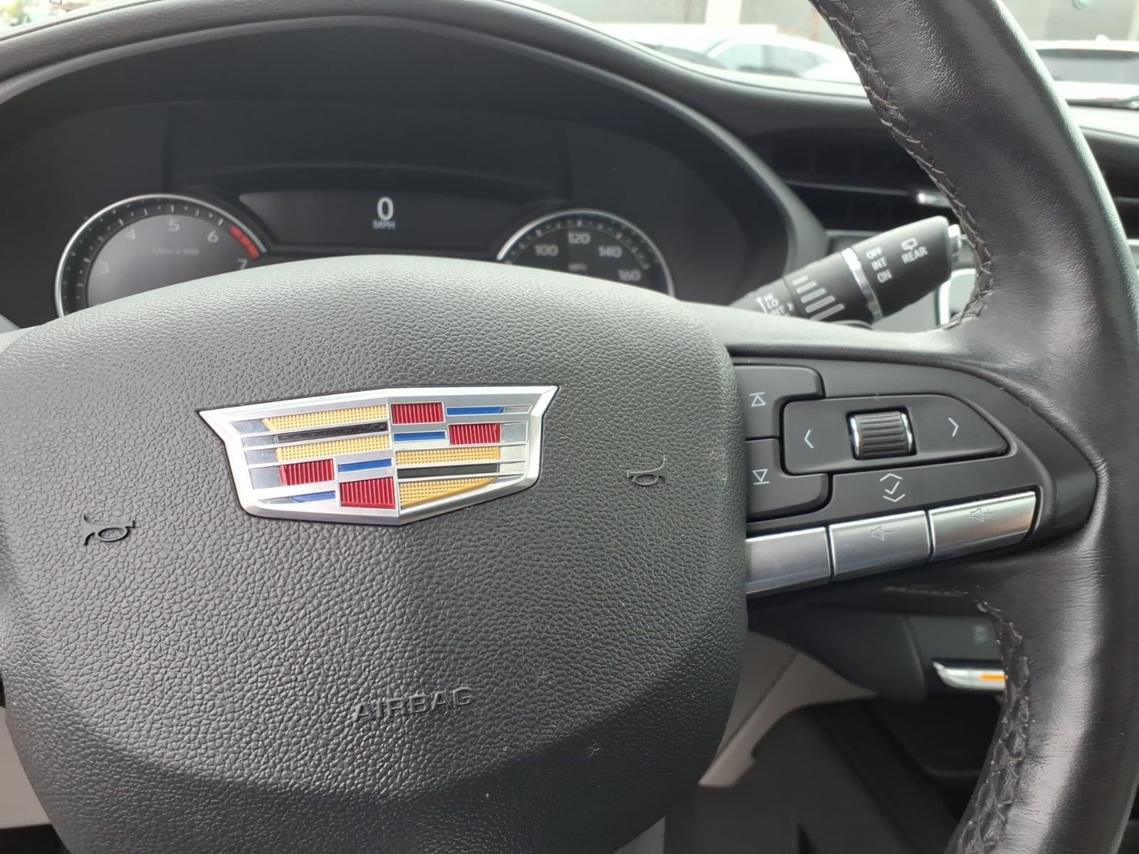 2023 Cadillac XT4 Luxury