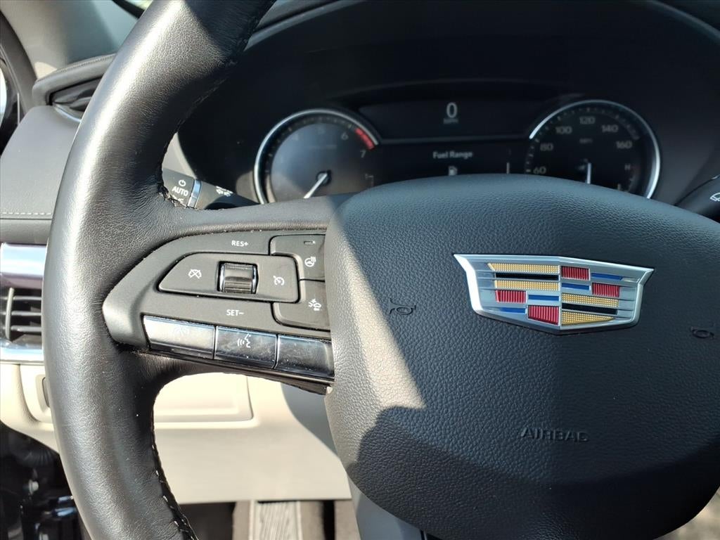 2023 Cadillac XT4 Luxury