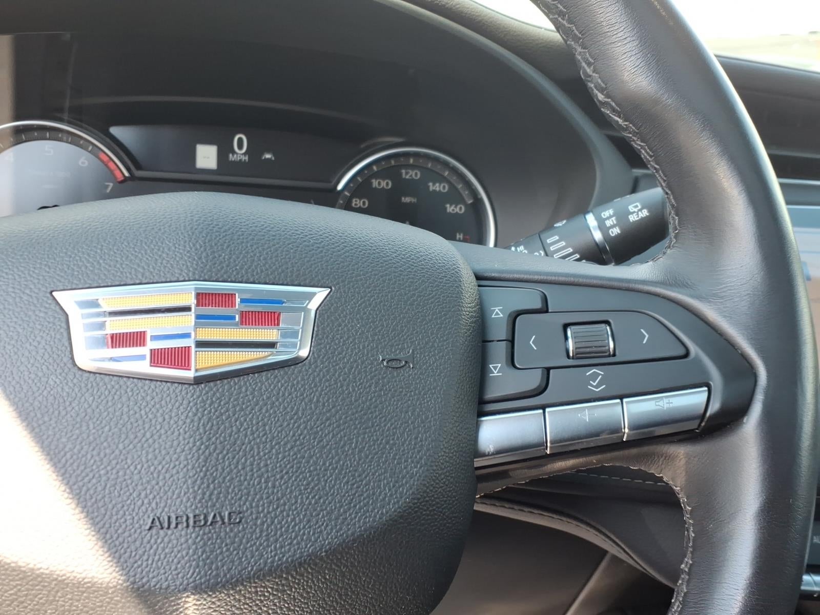 2023 Cadillac XT4 Premium Luxury