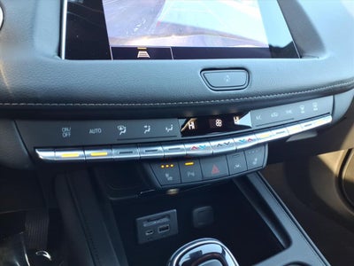 2023 Cadillac XT4 Premium Luxury