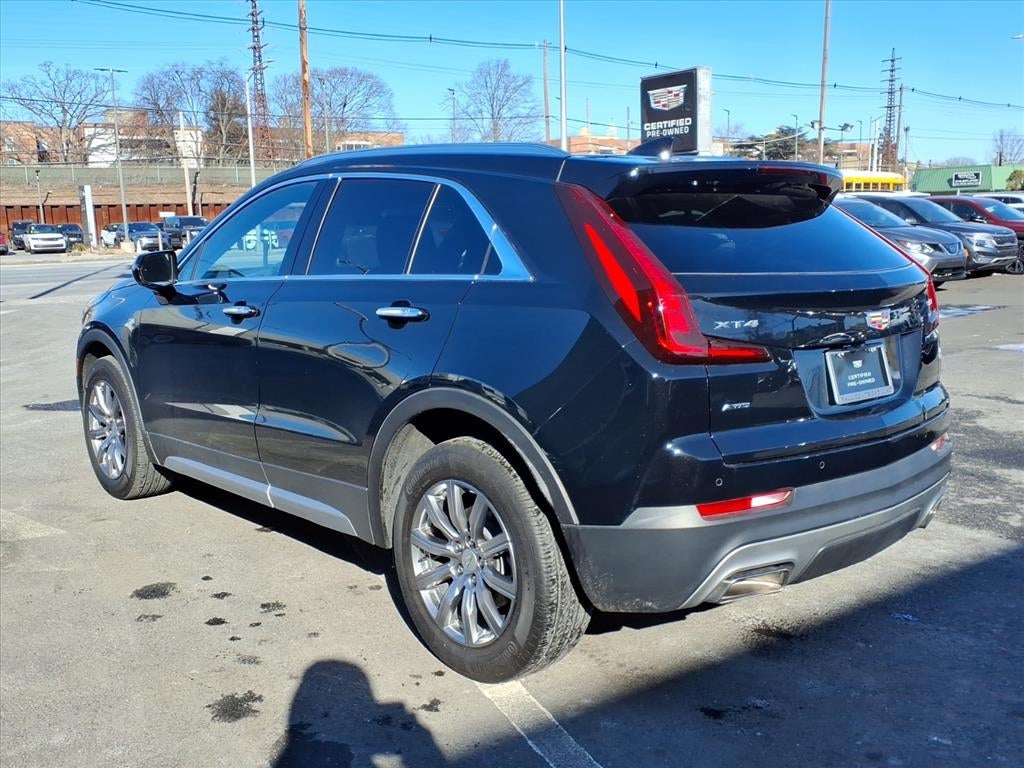 2023 Cadillac XT4 Premium Luxury