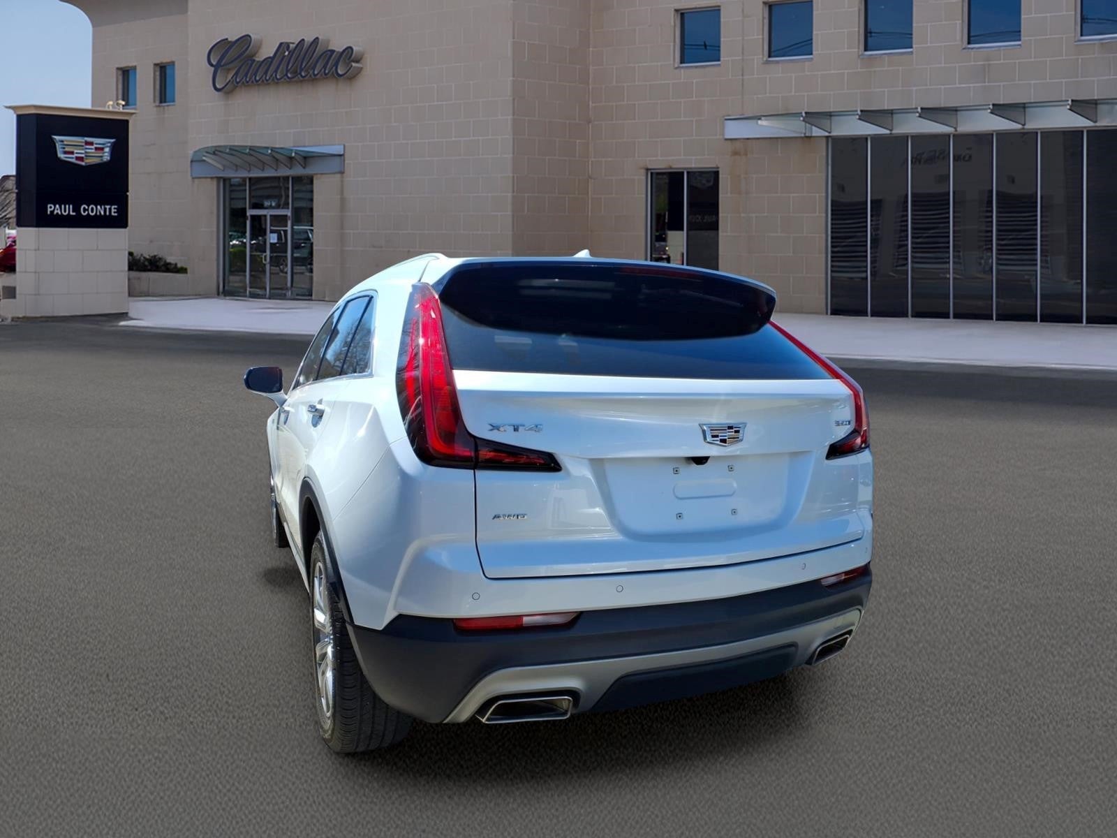 2023 Cadillac XT4 Premium Luxury