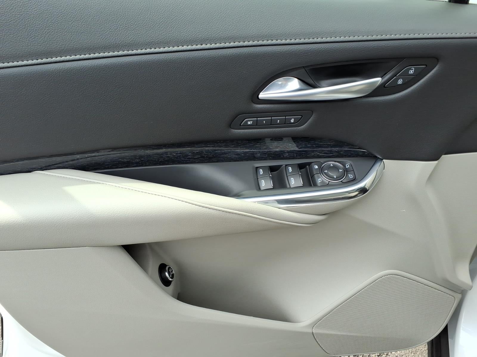 2023 Cadillac XT4 AWD Premium Luxury