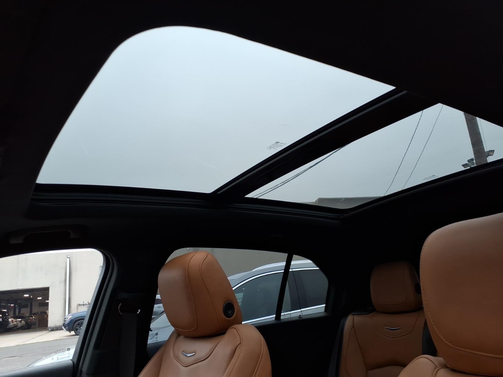 2023 Cadillac XT4 Premium Luxury