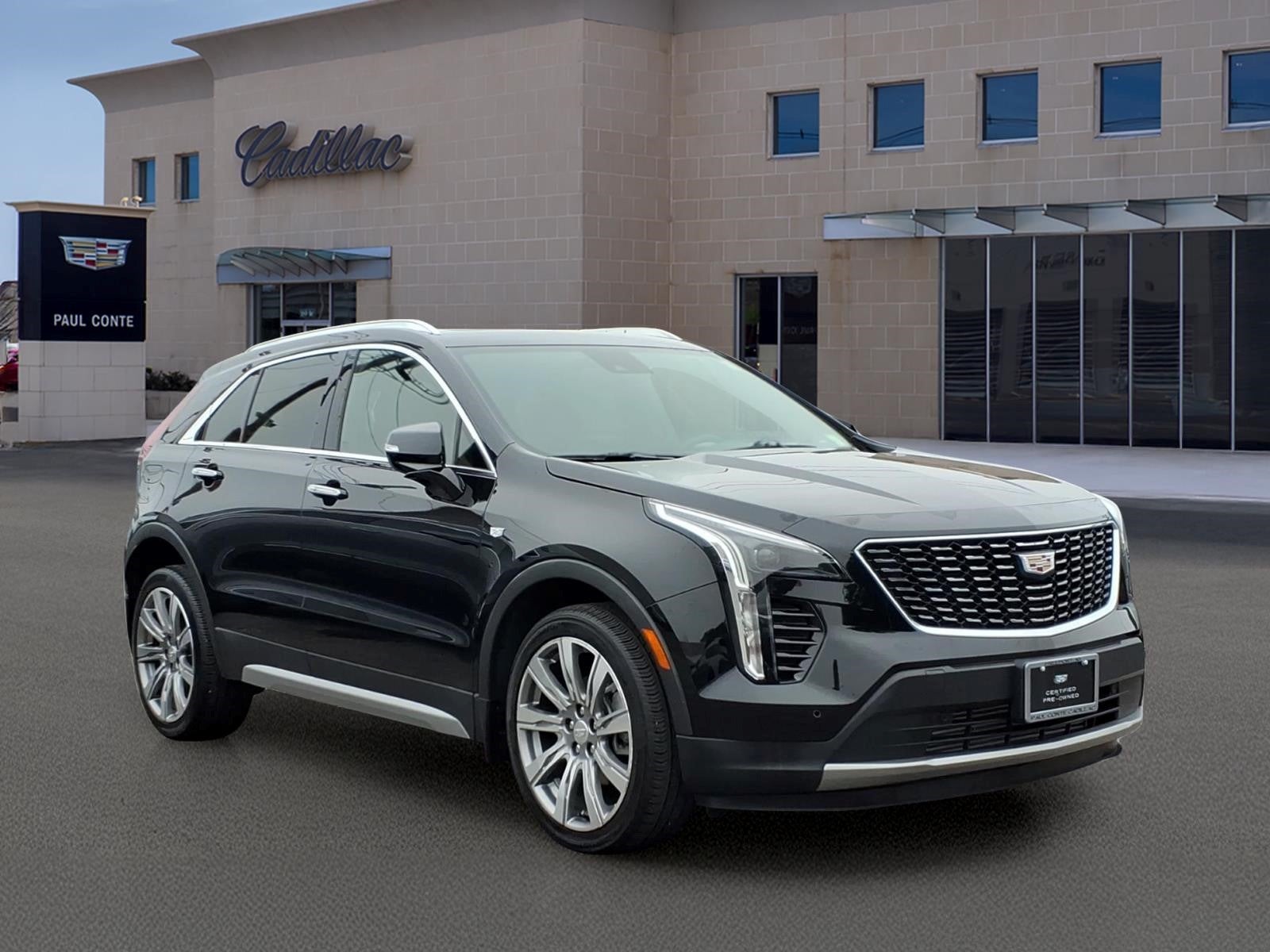 2023 Cadillac XT4 Premium Luxury