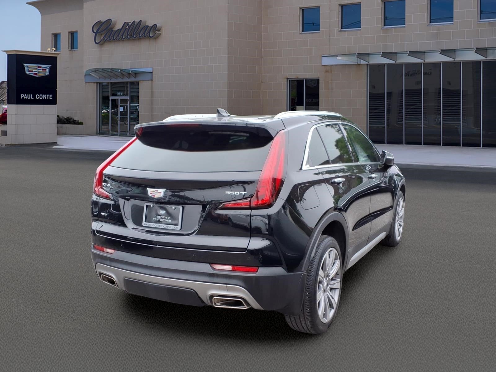 2023 Cadillac XT4 Premium Luxury