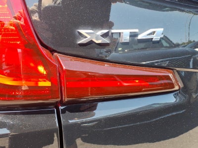 2024 Cadillac XT4 Premium Luxury