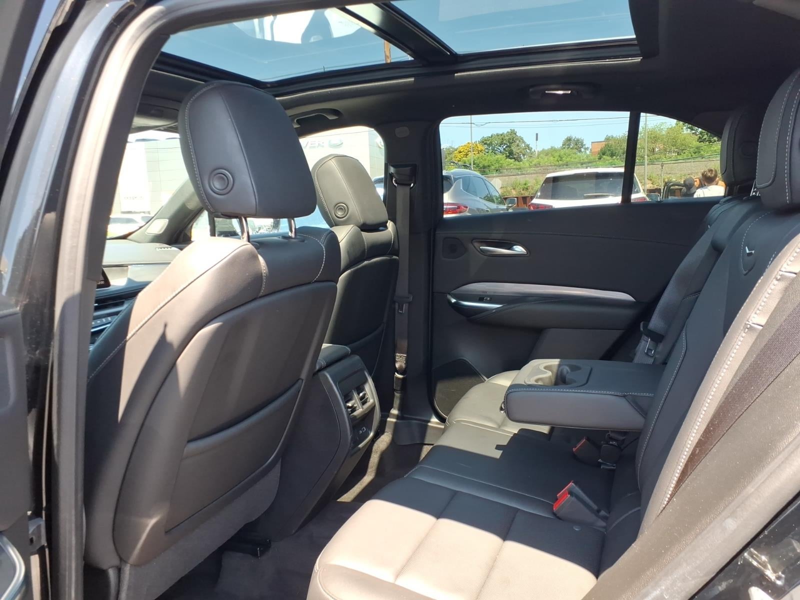 2024 Cadillac XT4 Premium Luxury