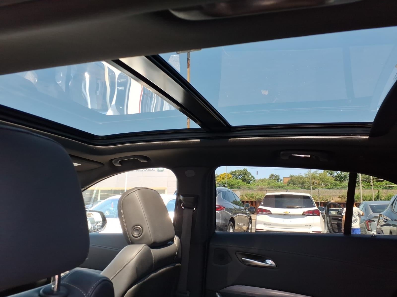 2024 Cadillac XT4 Premium Luxury