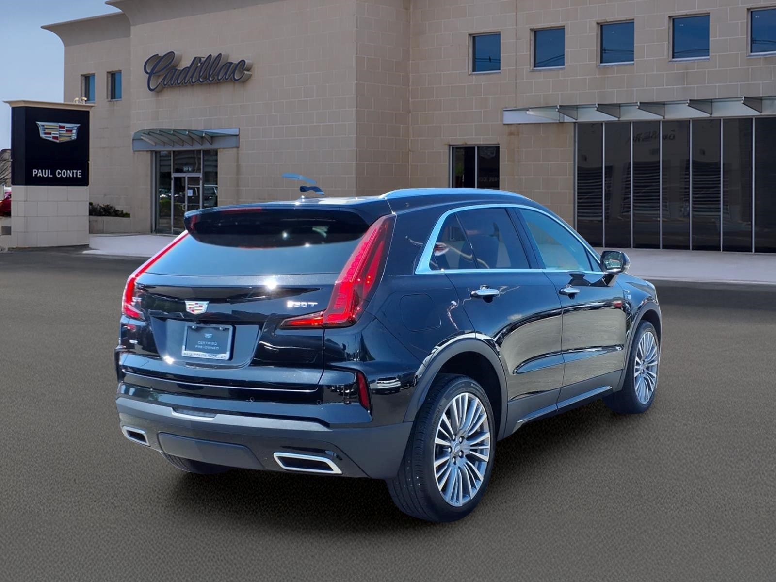2024 Cadillac XT4 Premium Luxury