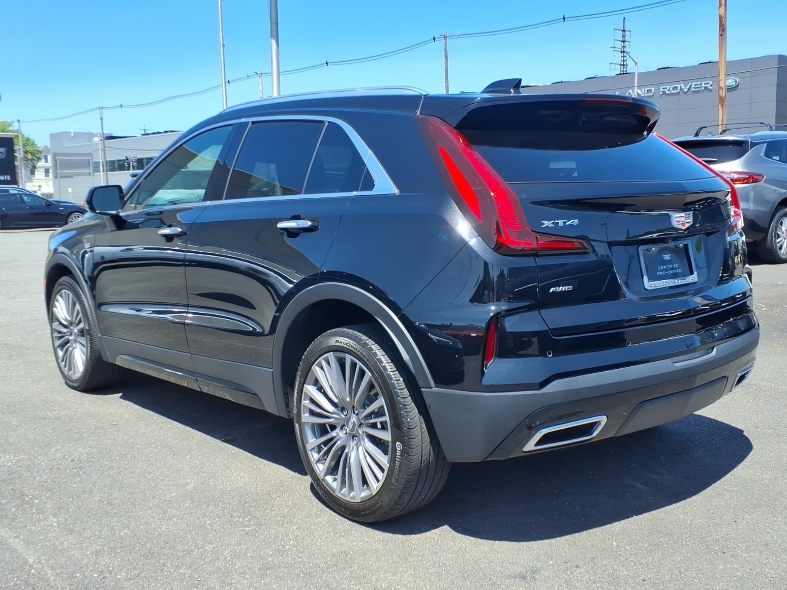 2024 Cadillac XT4 Premium Luxury