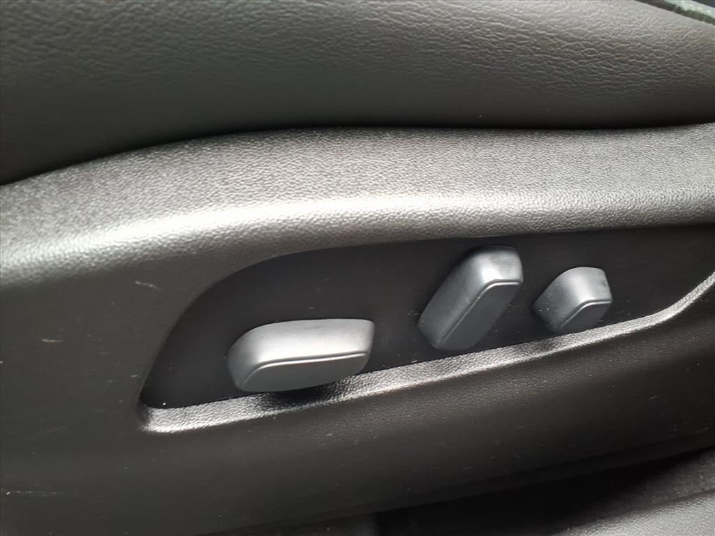 2019 Cadillac XT4 AWD Premium Luxury