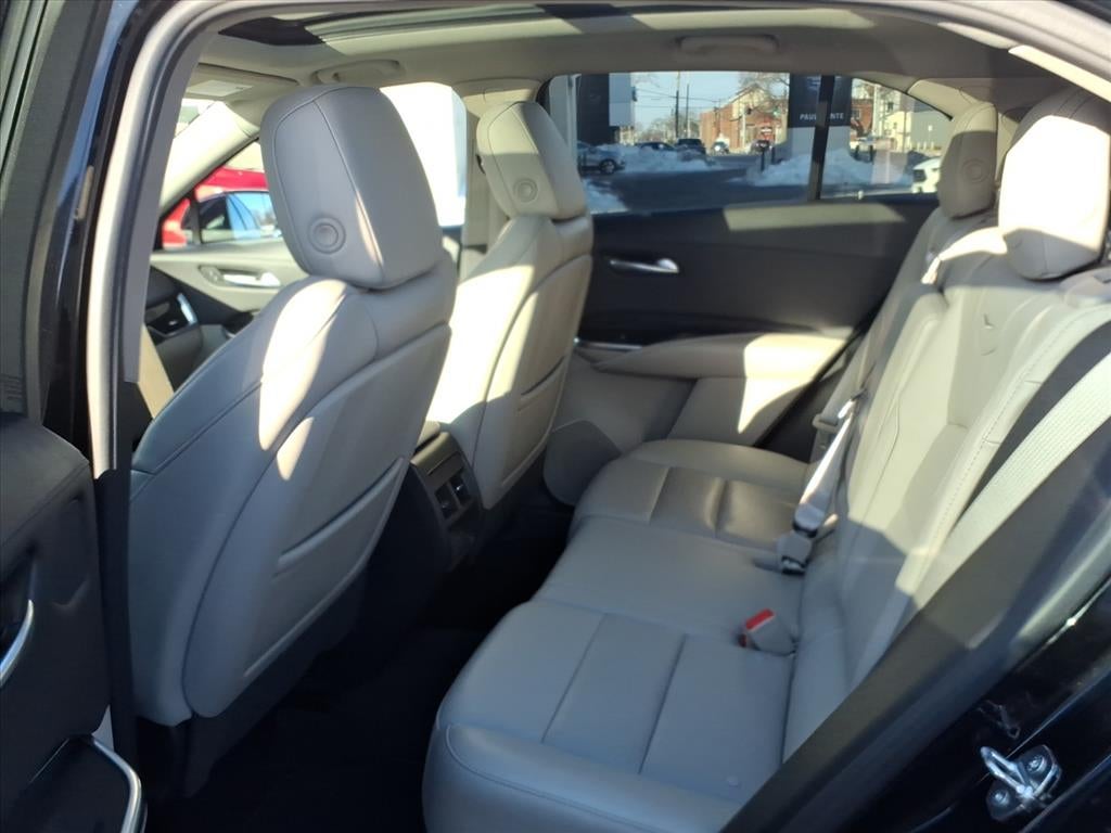 2023 Cadillac XT4 Premium Luxury