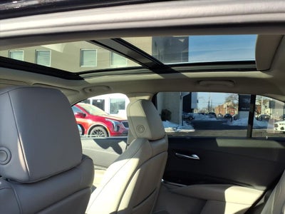 2023 Cadillac XT4 Premium Luxury