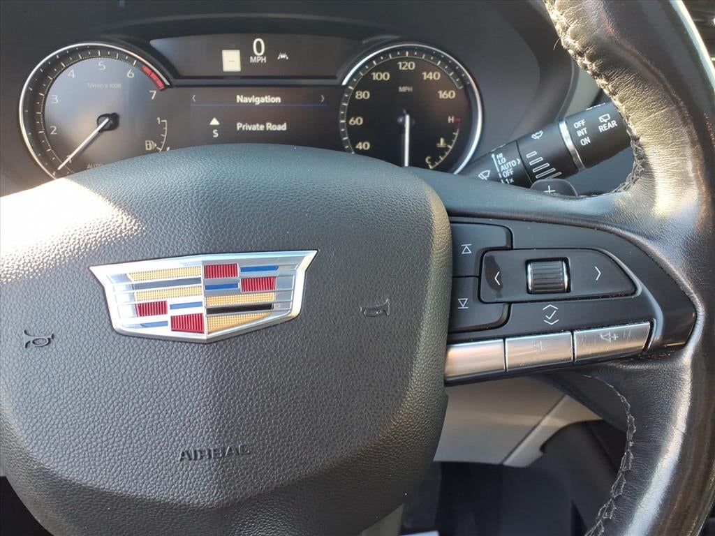 2023 Cadillac XT4 Premium Luxury